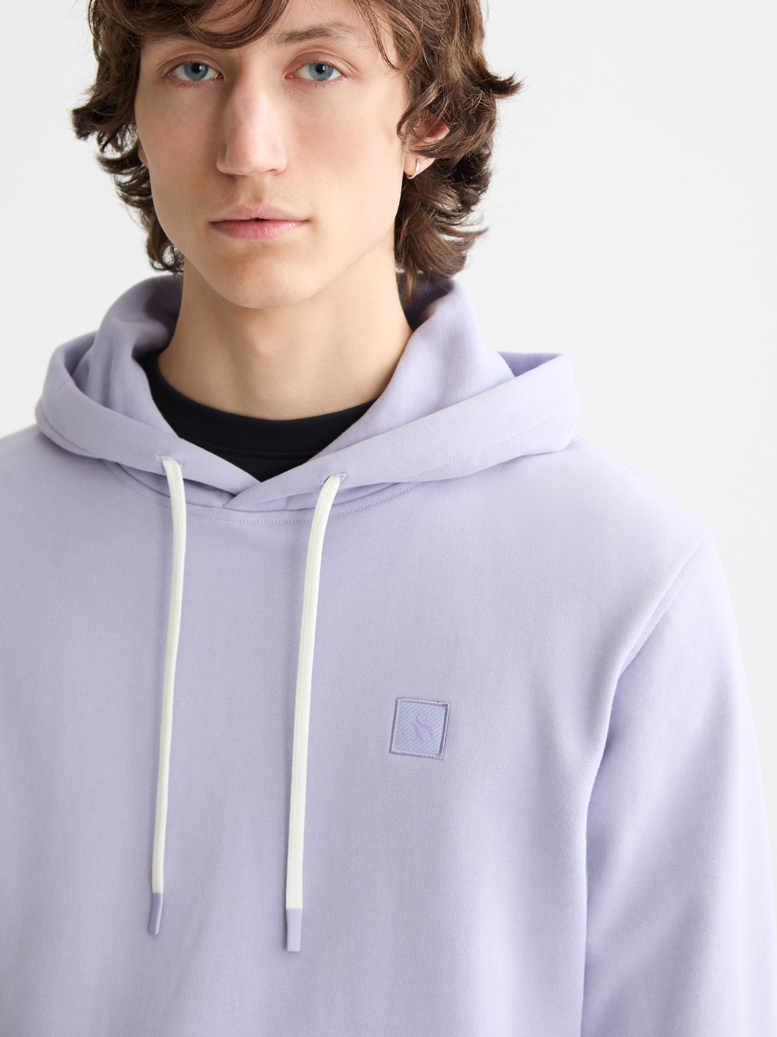 Seasonal Core - Regular-Fit Logo Badge Hoodie