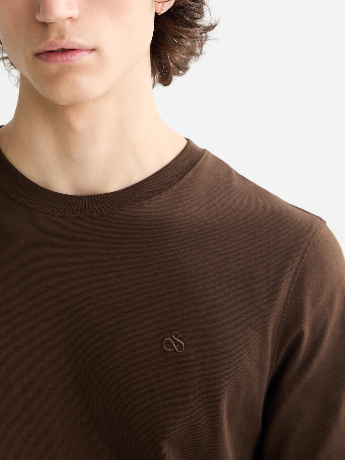 Seasonal Core - Regular-Fit Logo T-Shirt