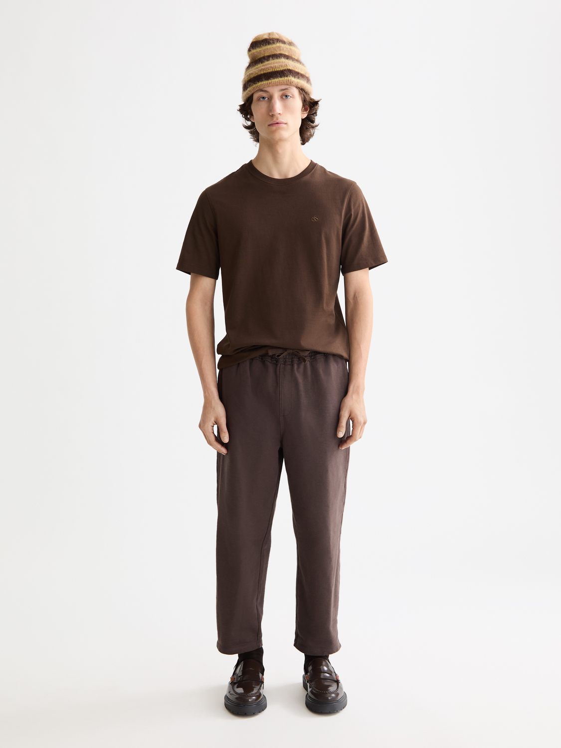 Seasonal Core - Regular-Fit Logo T-Shirt