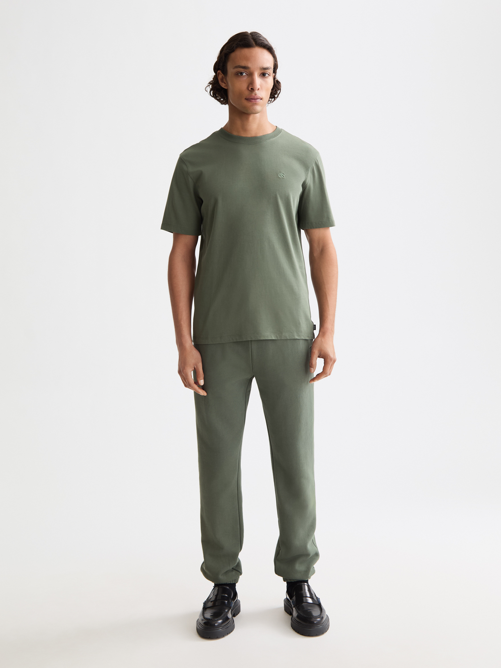 Seasonal Core - Regular-Fit Logo T-Shirt