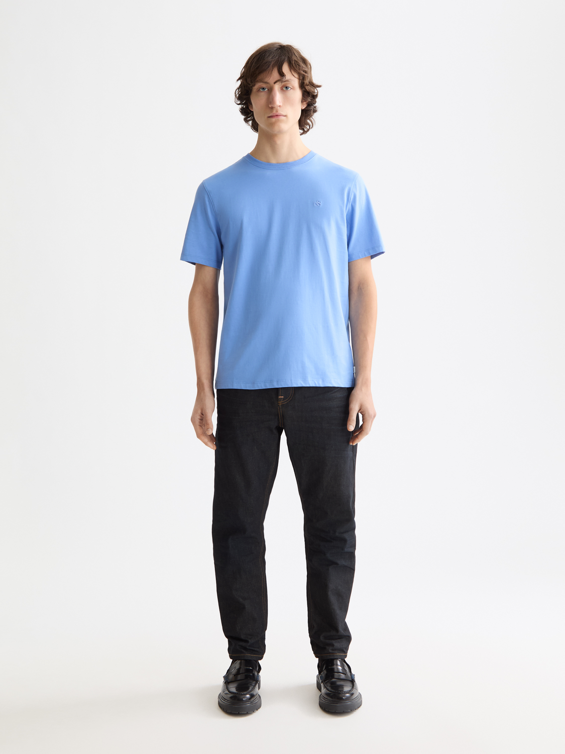 Seasonal Core - Regular-Fit Logo T-Shirt