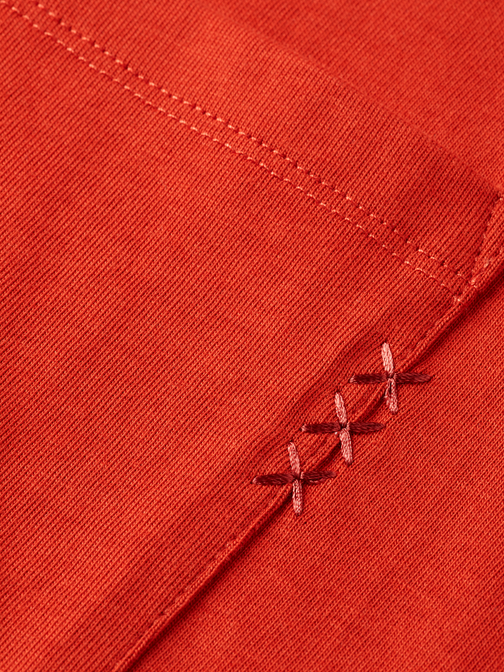 Seasonal Core - Loose-Fit 3 Crosses Pocket T-Shirt