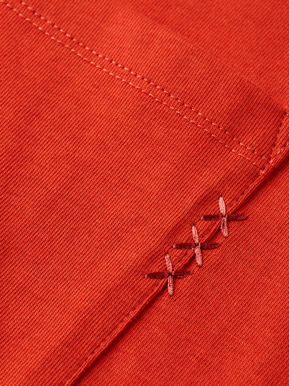 Seasonal Core - Loose-Fit 3 Crosses Pocket T-Shirt