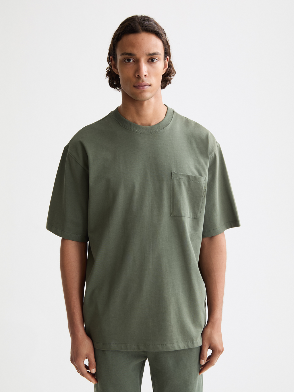Seasonal Core - Loose-Fit 3 Crosses Pocket T-Shirt