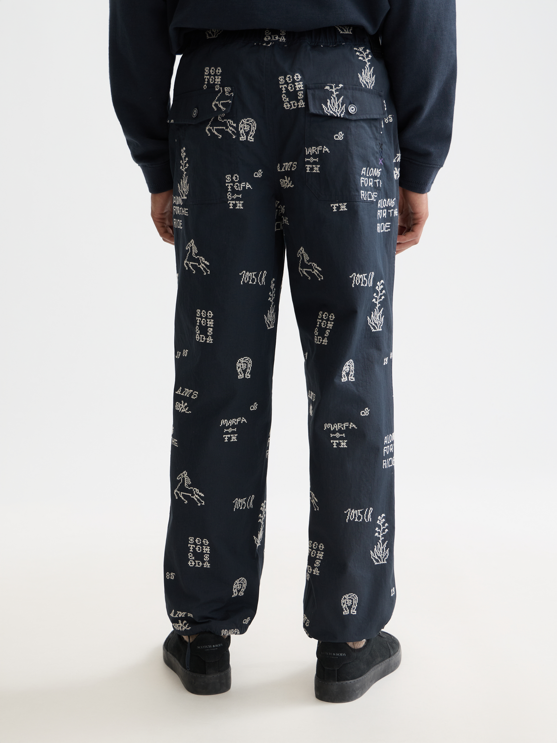 Embroidered Cotton-Blend Relaxed Straight-Fit Chino