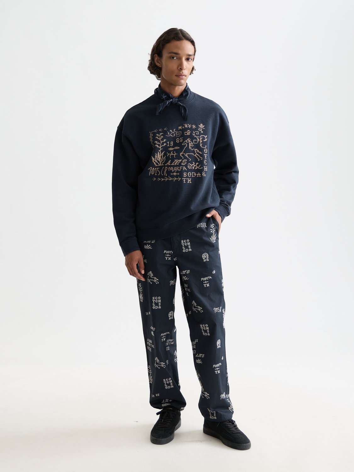 Embroidered Cotton-Blend Relaxed Straight-Fit Chino