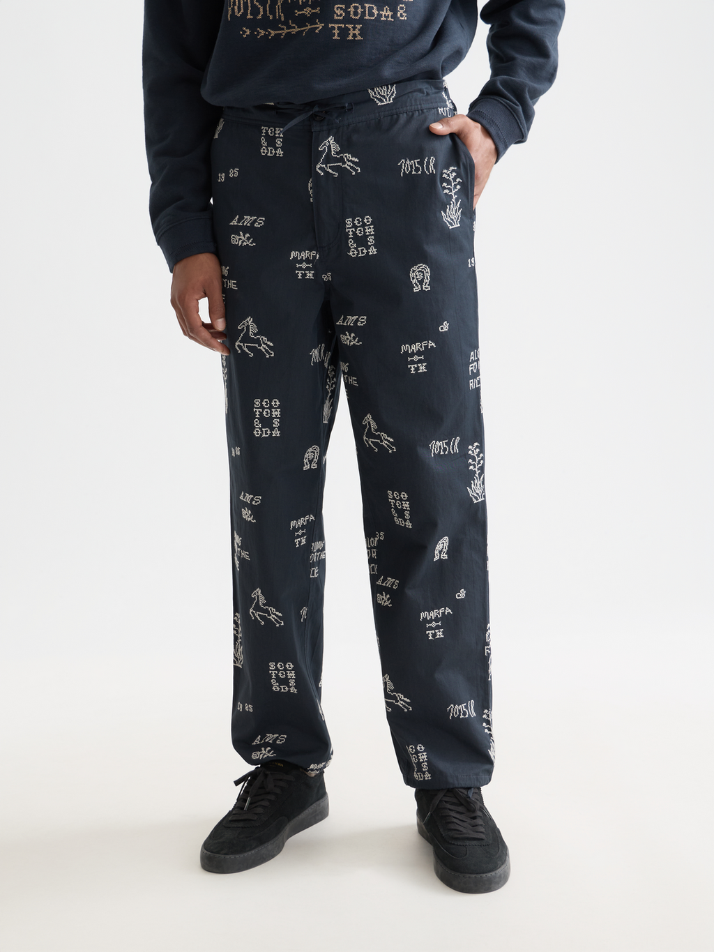 Embroidered Cotton-Blend Relaxed Straight-Fit Chino