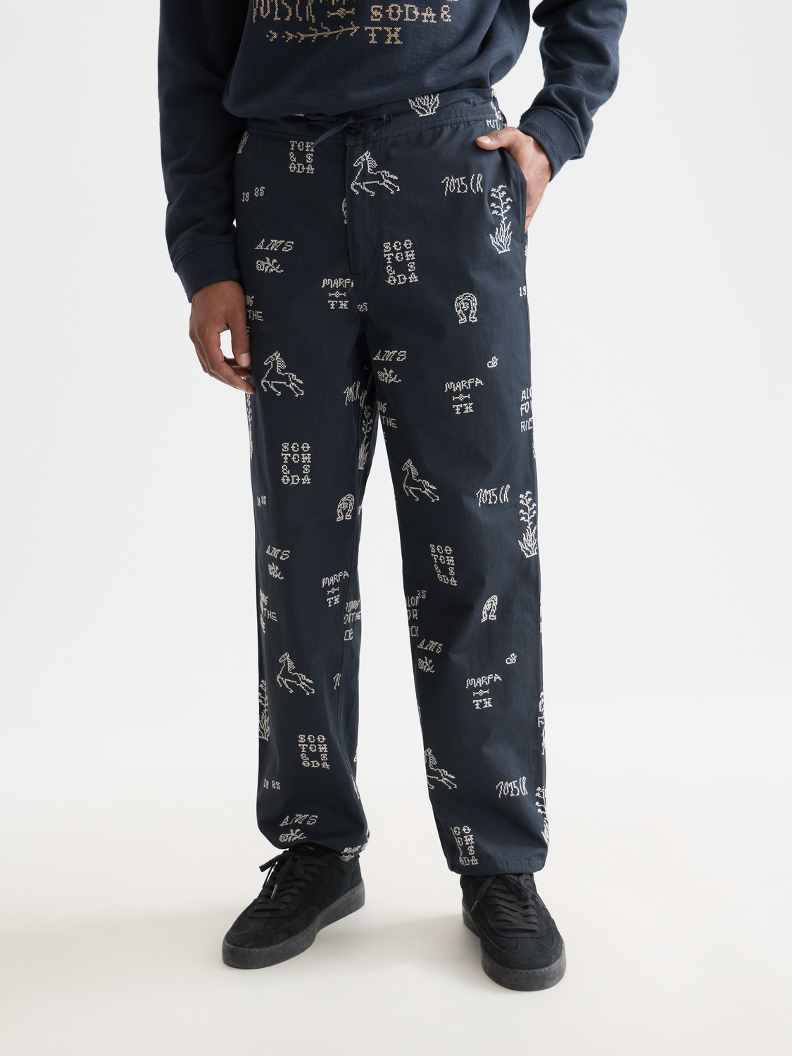 Embroidered Cotton-Blend Relaxed Straight-Fit Chino