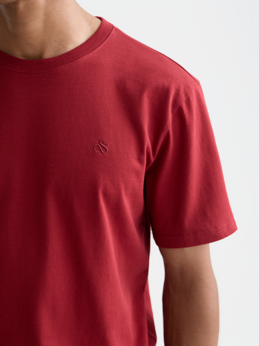 Seasonal Core Chest Logo Regular-Fit T-Shirt