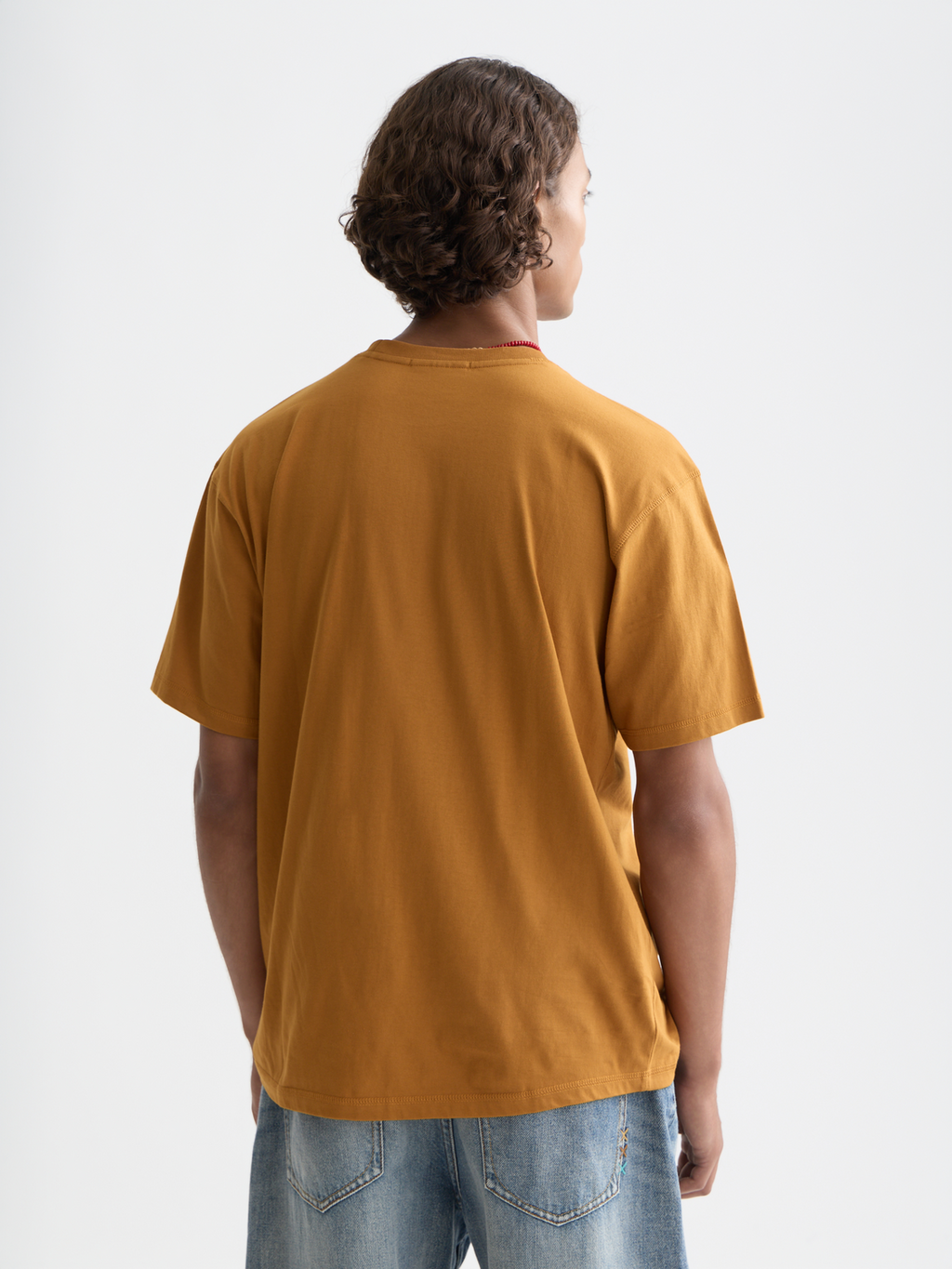 Seasonal Core Chest Artwork Relaxed-Fit T-Shirt