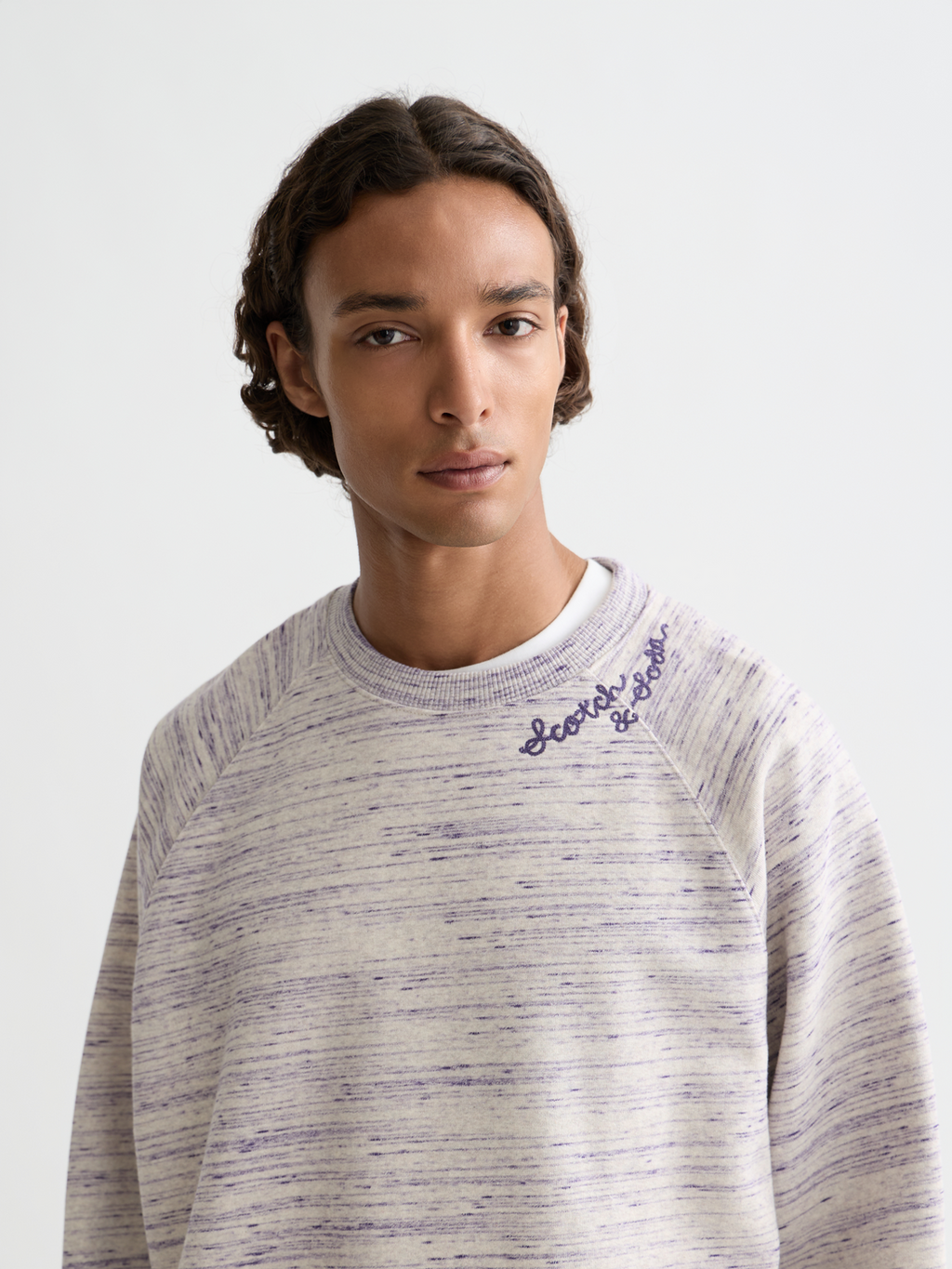 Space Yarn Embroidered Loose-Fit Sweatshirt