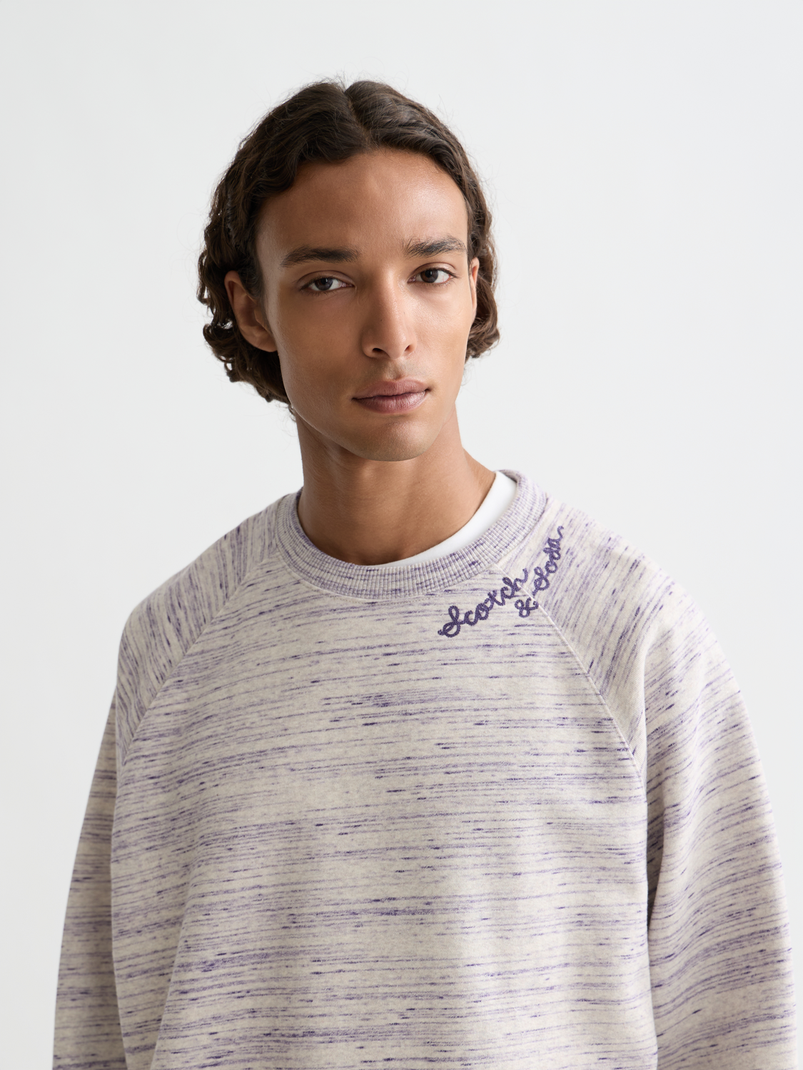 Space Yarn Embroidered Loose-Fit Sweatshirt