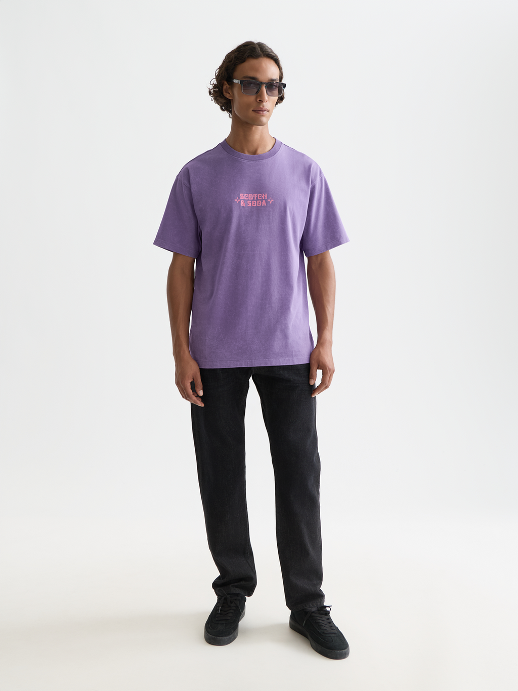 Front Artwork Relaxed-Fit Snow-Washed T-Shirt