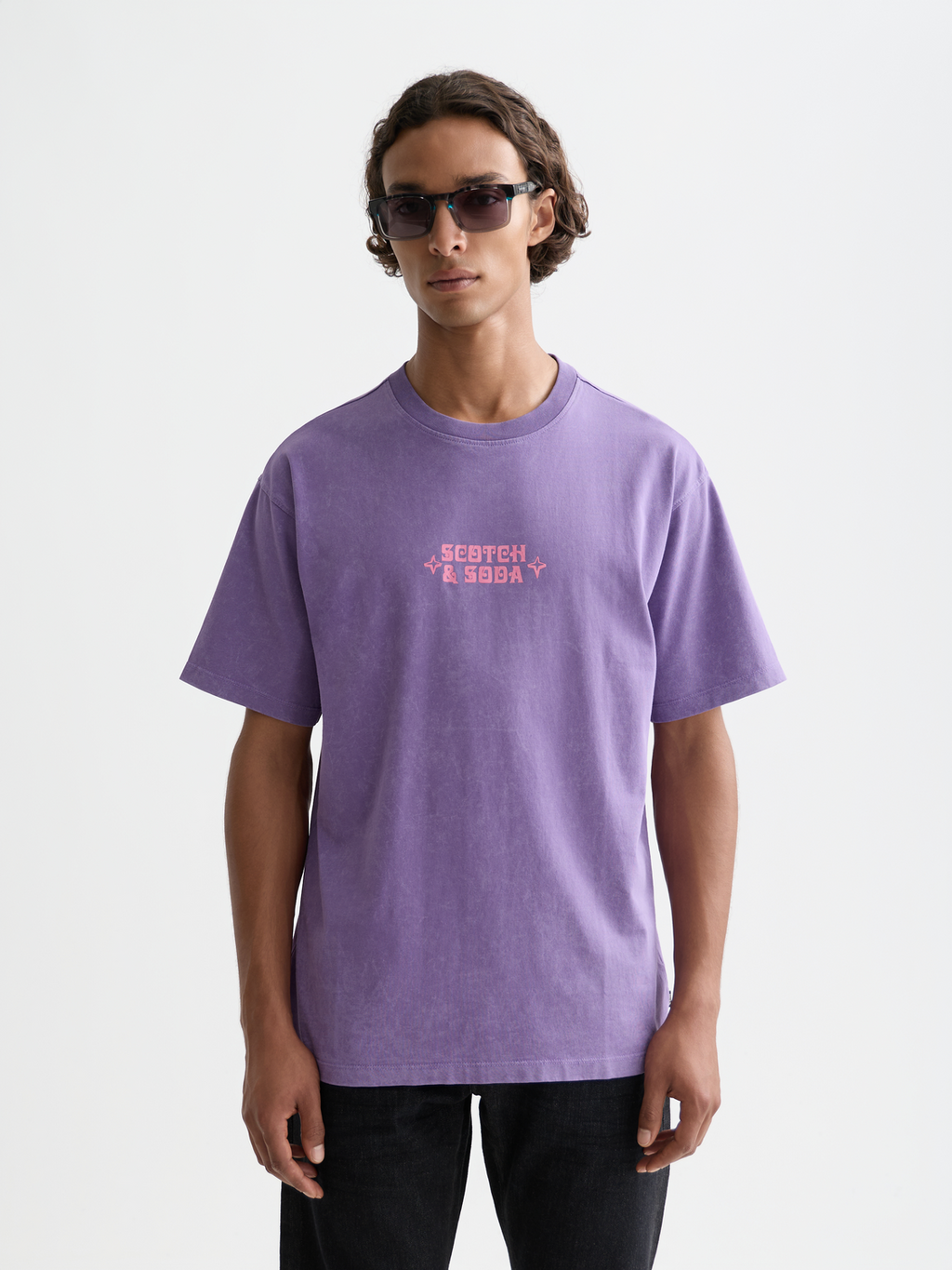 Front Artwork Relaxed-Fit Snow-Washed T-Shirt