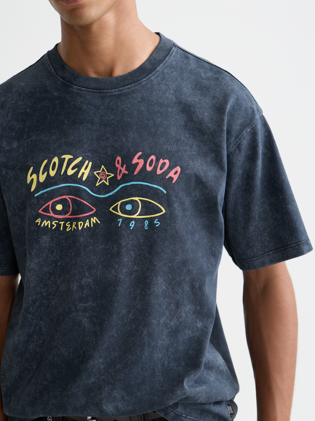 Front Artwork Relaxed-Fit Snow-Washed T-Shirt