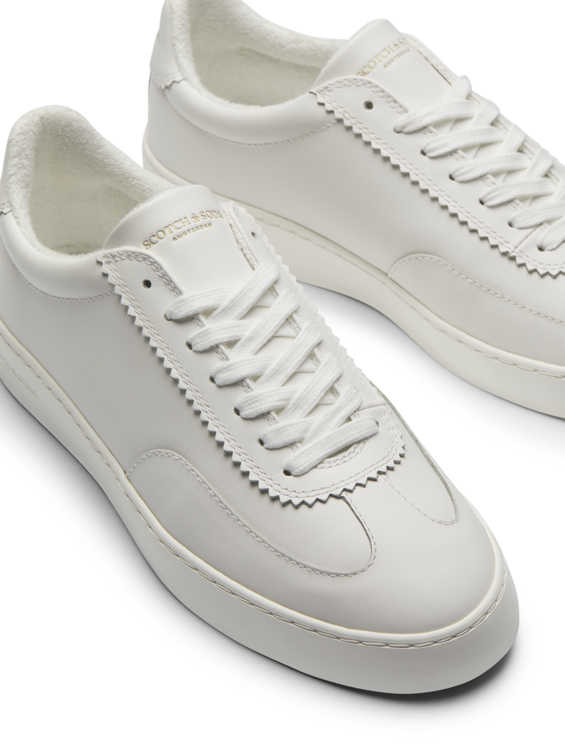 Plakka Men's Leather Sneaker
