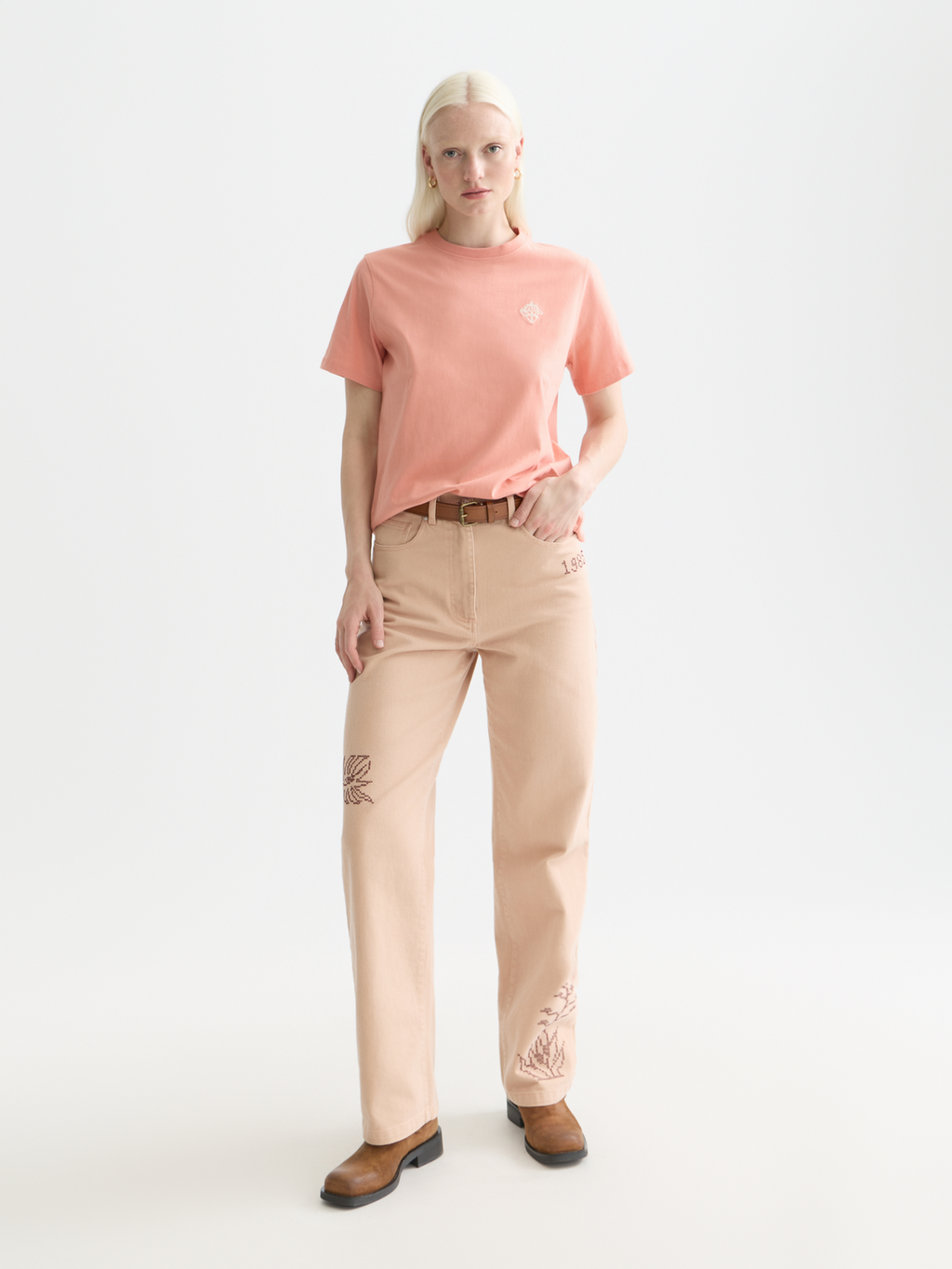 Regular Fit T-Shirt With Chest Artwork