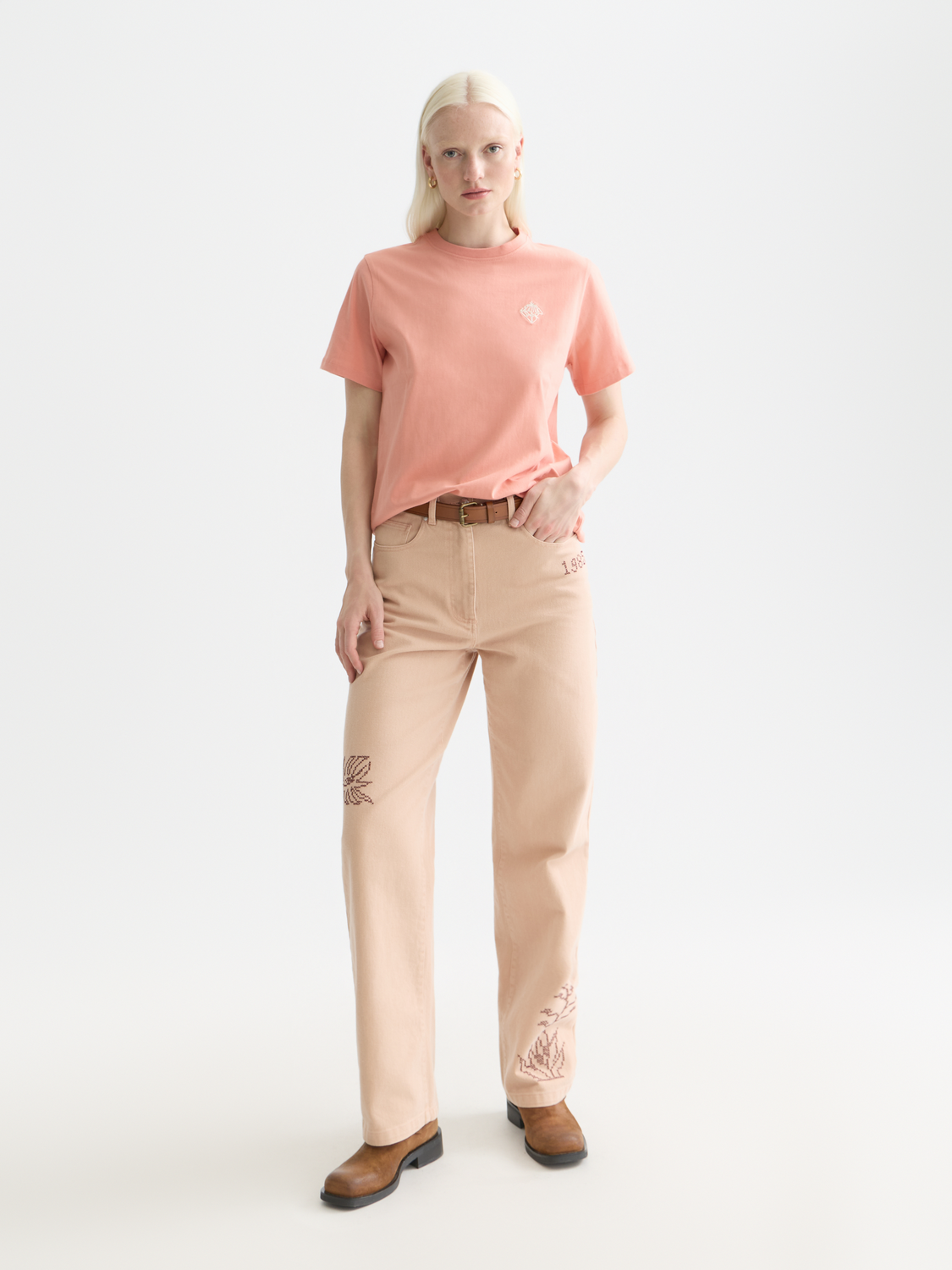 Regular Fit T-Shirt With Chest Artwork