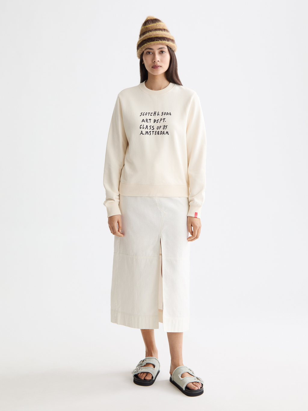 Regular Fit Sweatshirt With Chest Artwork