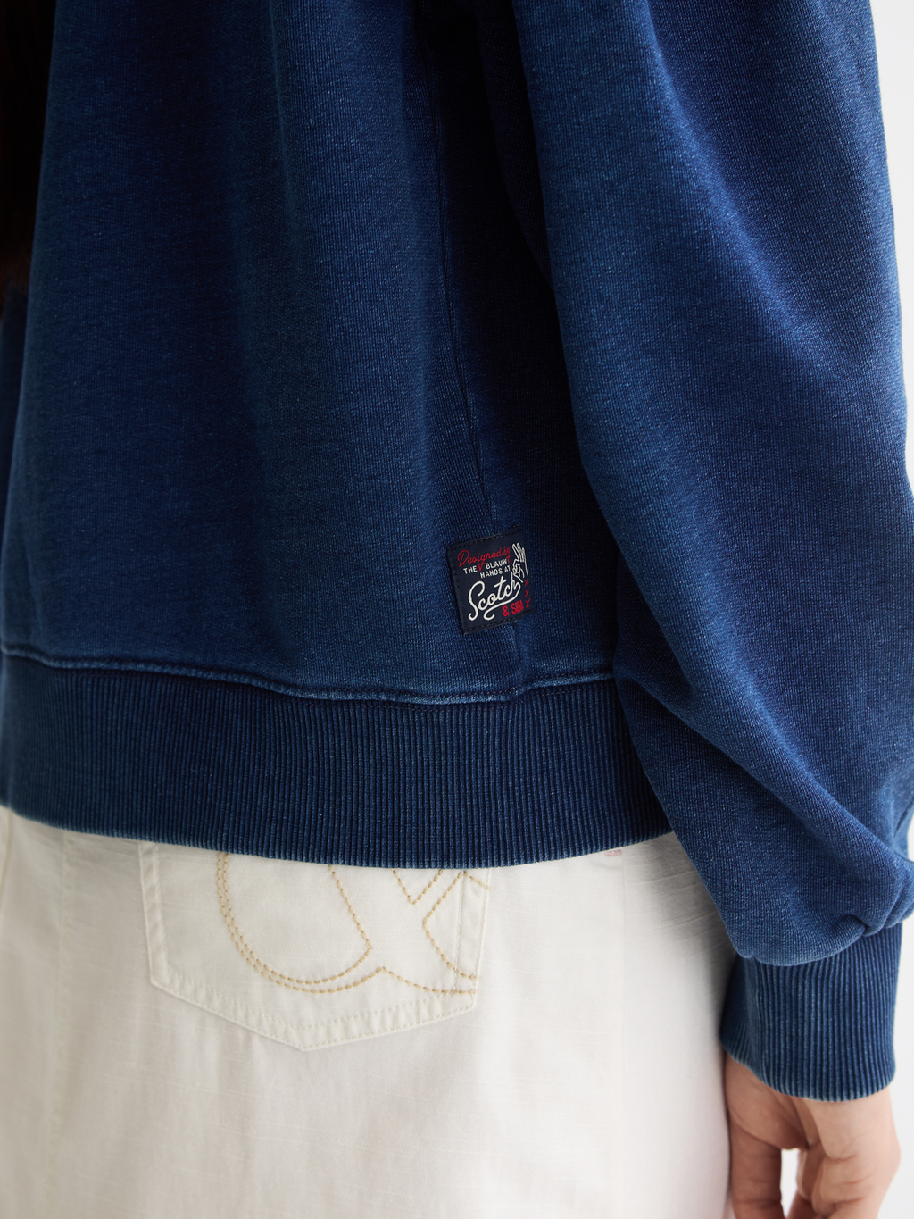 Washed Indigo Crew Neck Sweatshirt With Balloon Sleeves