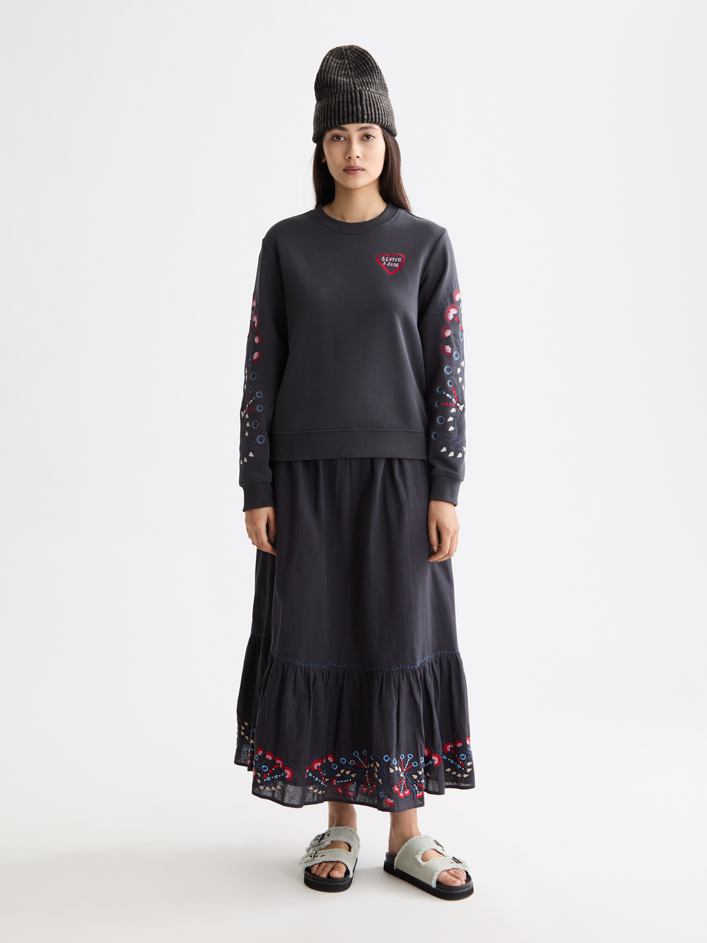 Embroidered Regular Fit Sweatshirt