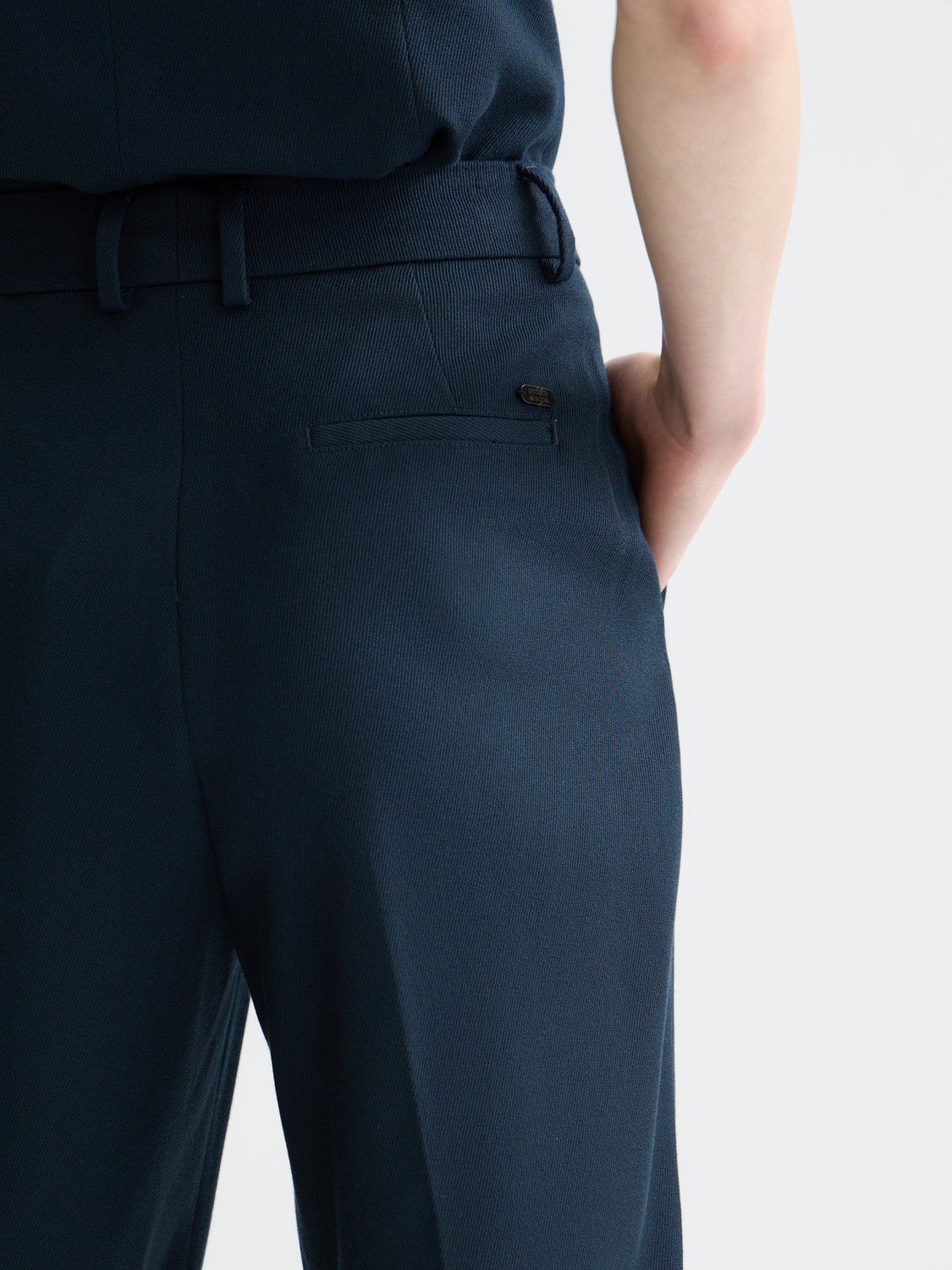 Robyn - High Rise Tapered Leg Pants