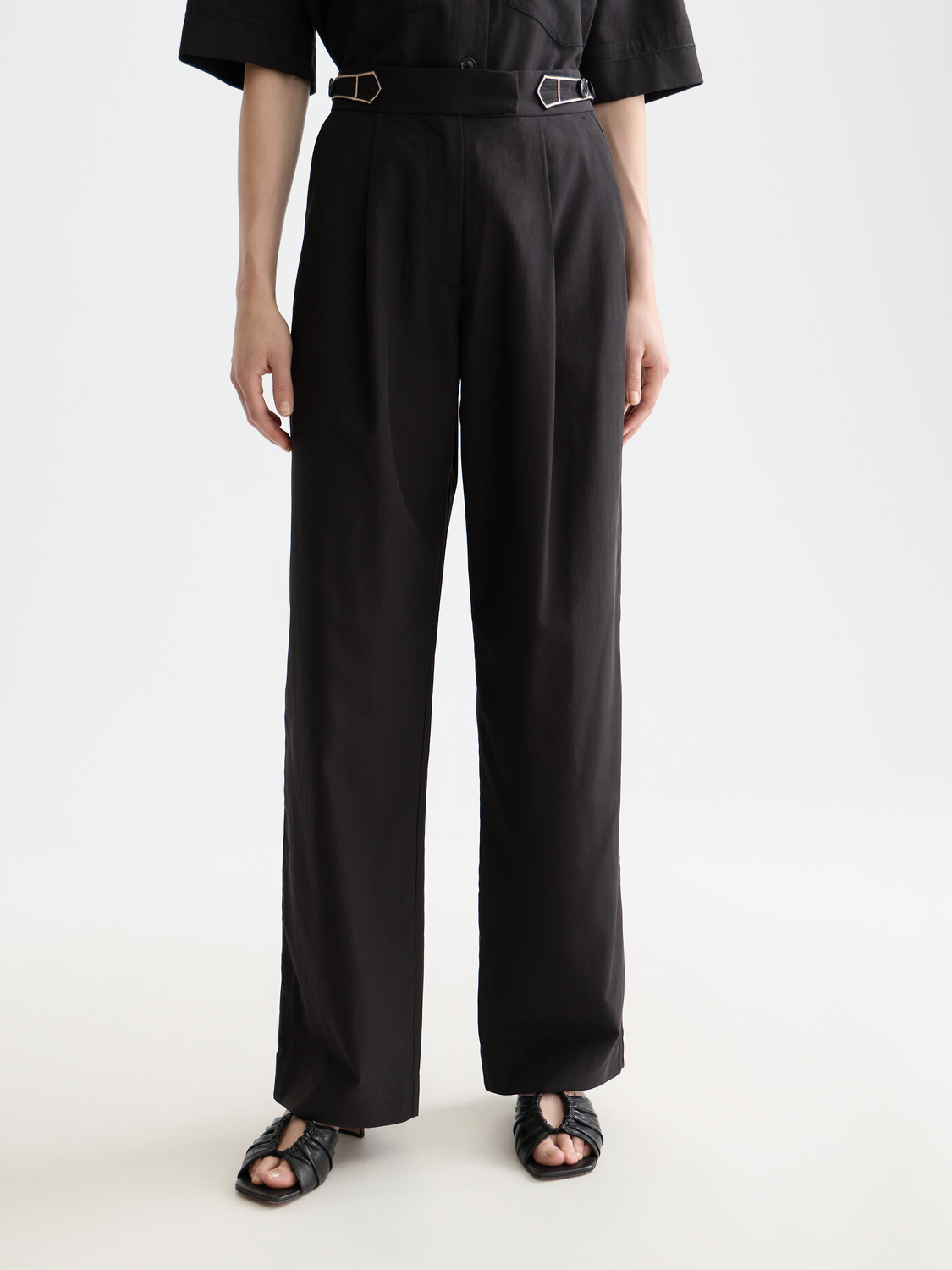 Quinn - Mid Rise Wide Leg Pants With Cross-Stitching