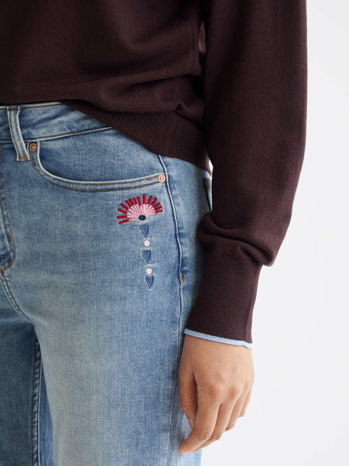 High Five Slim Jeans — Breakdance