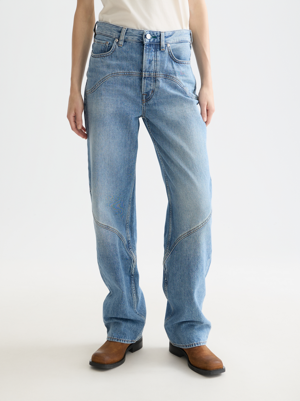 The Ripple Straight Jeans