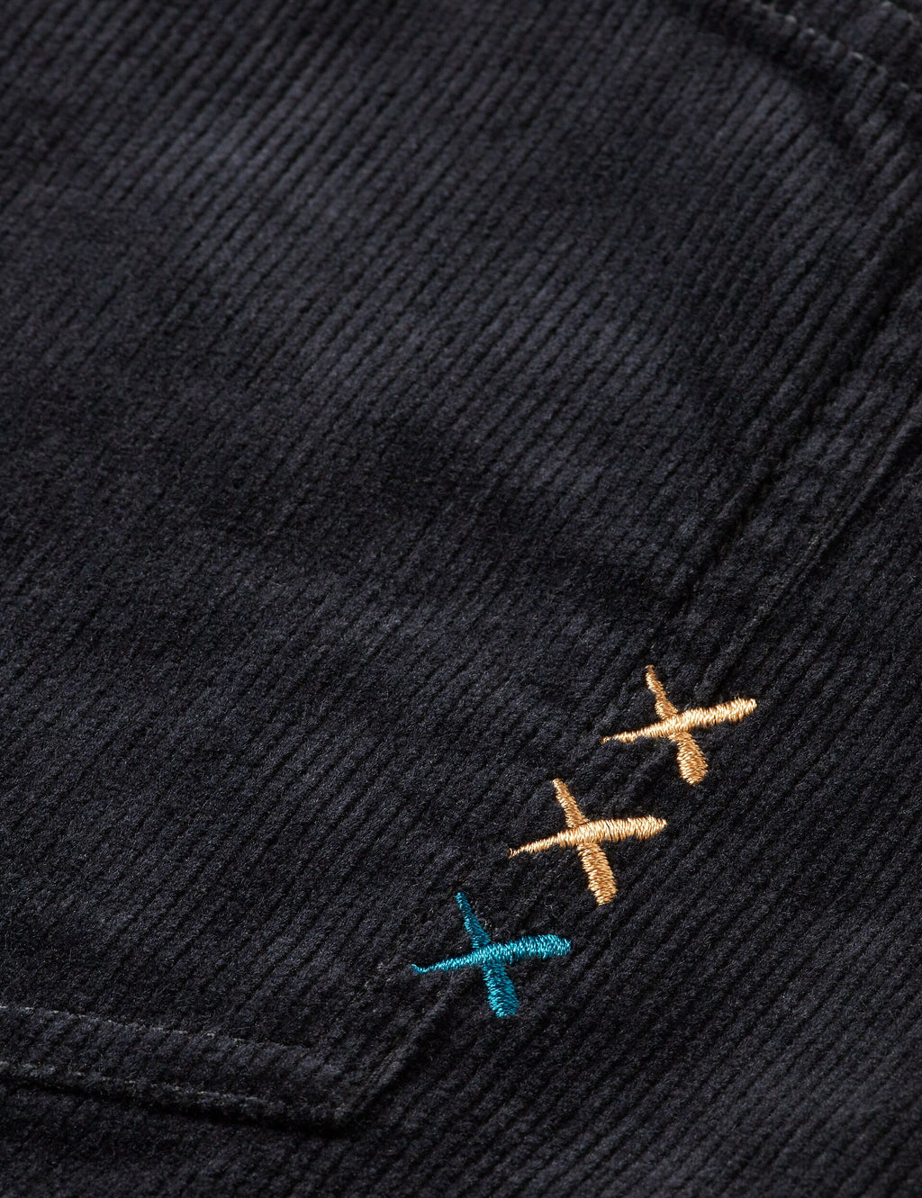 The Zee straight pants in coloured corduroy