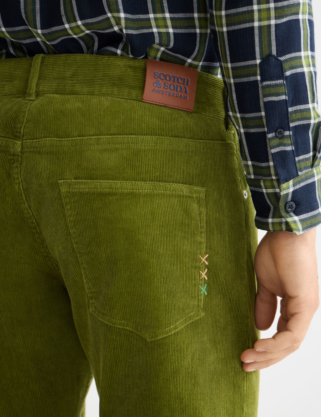 The Zee straight jeans in coloured corduroy