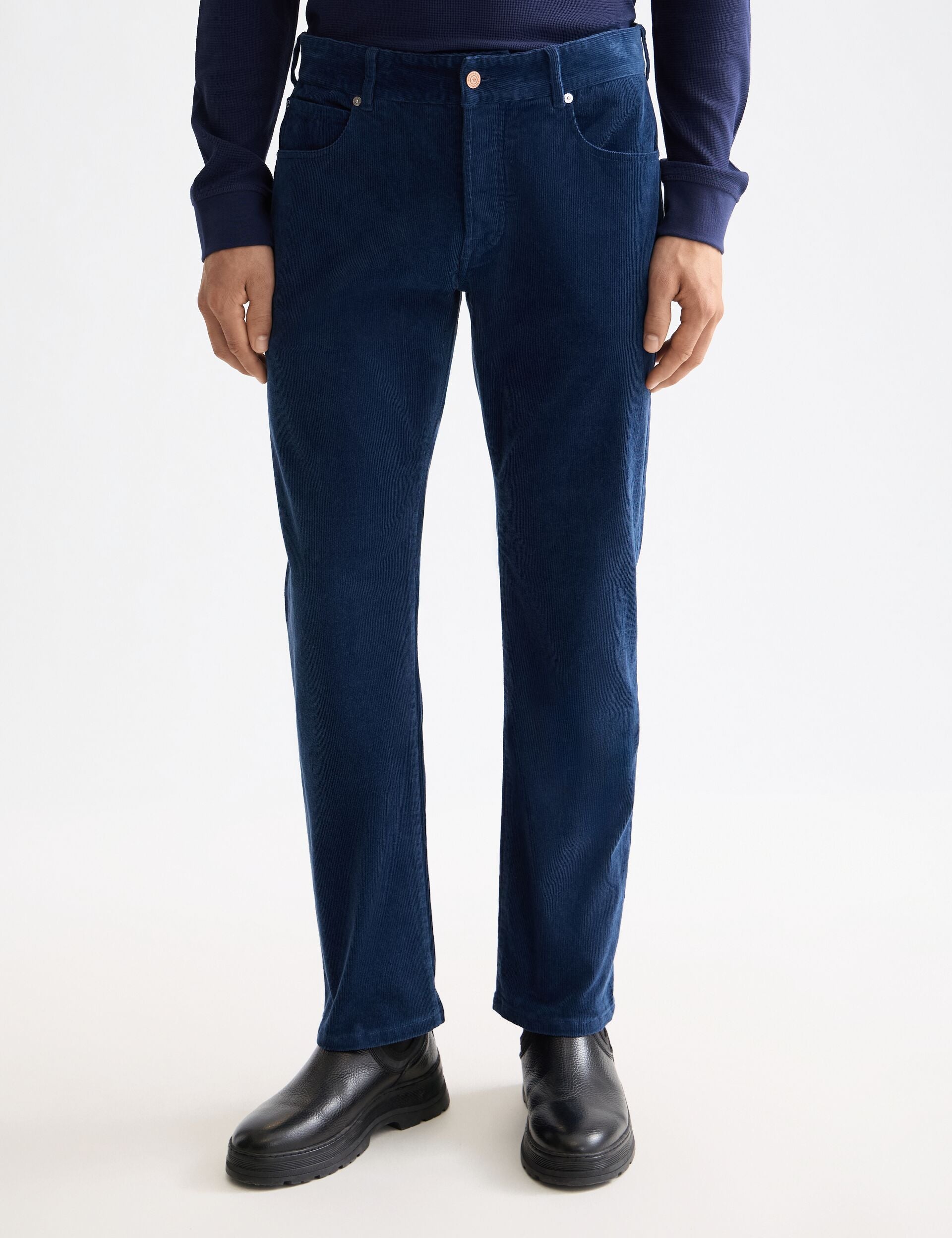 The Zee straight jeans in coloured corduroy