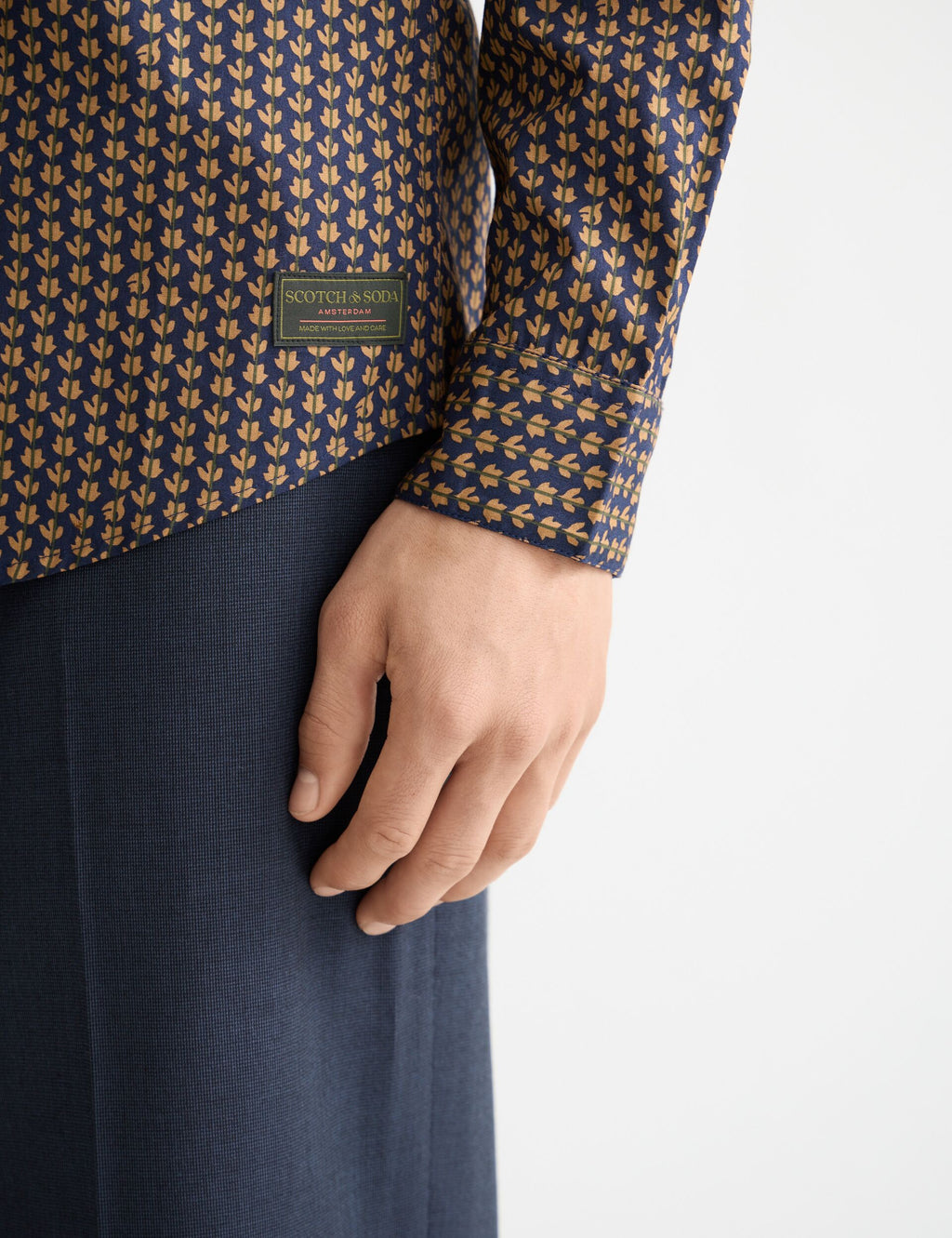 Micro All Over Printed slim-fit shirt