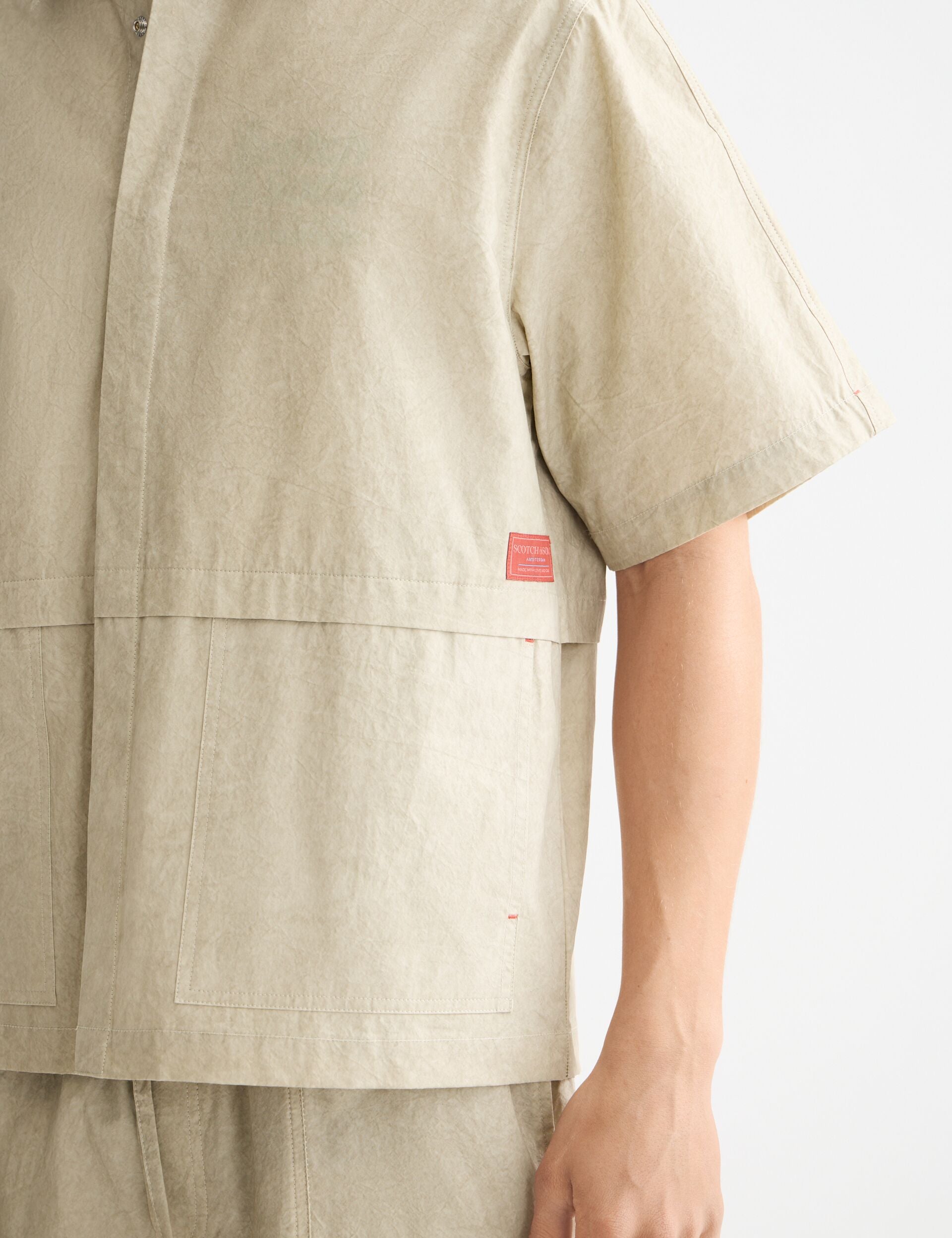 Washed layered short-sleeved shirt