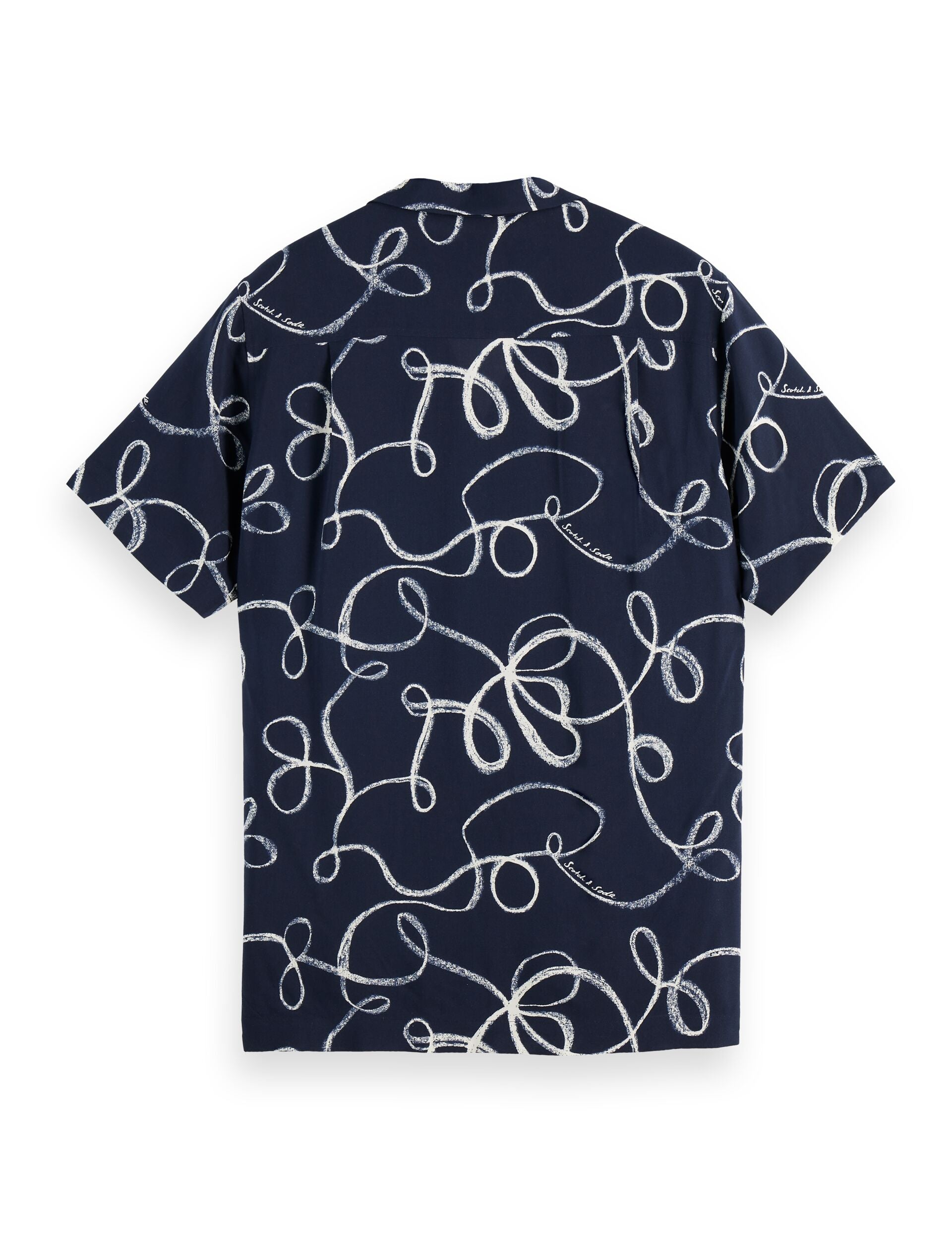 Printed short-sleeved viscose shirt