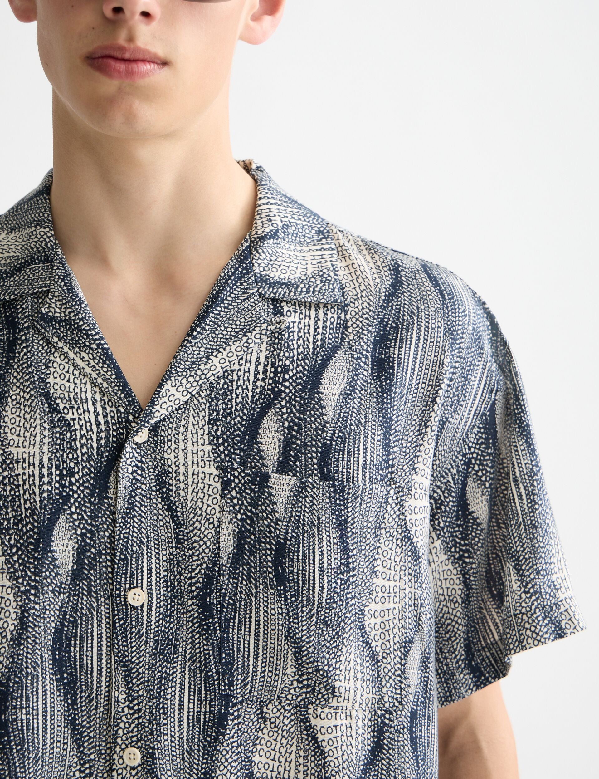 Printed short-sleeved tencel shirt