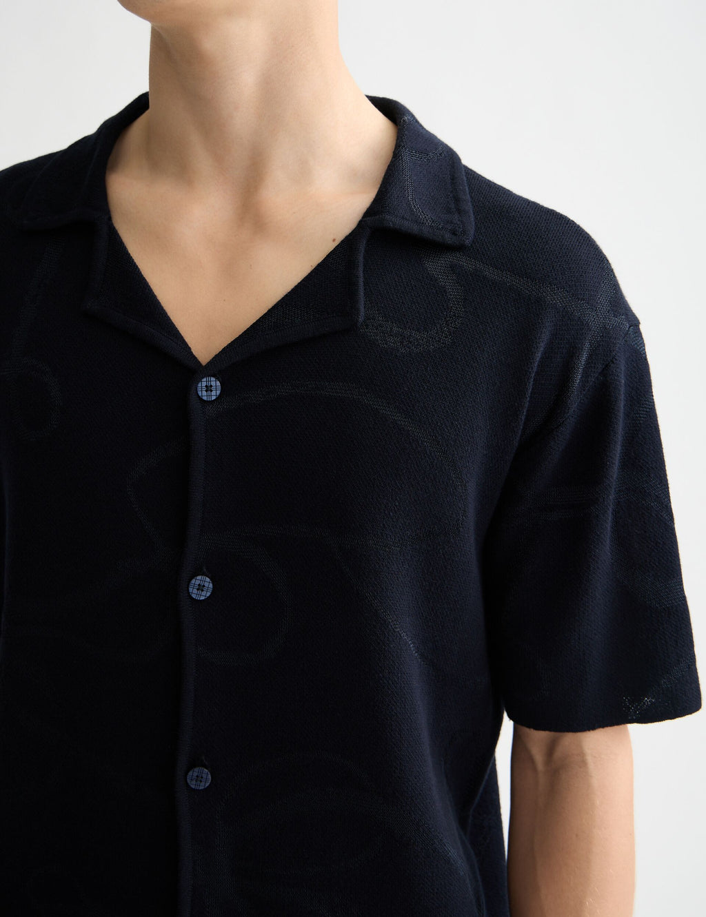 Jacquard knitted short sleeve shirt