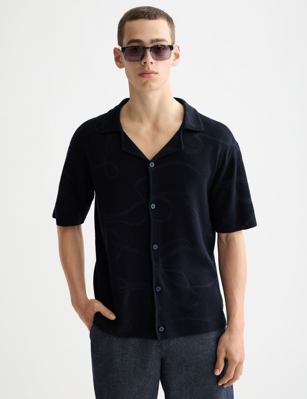 Jacquard knitted short sleeve shirt