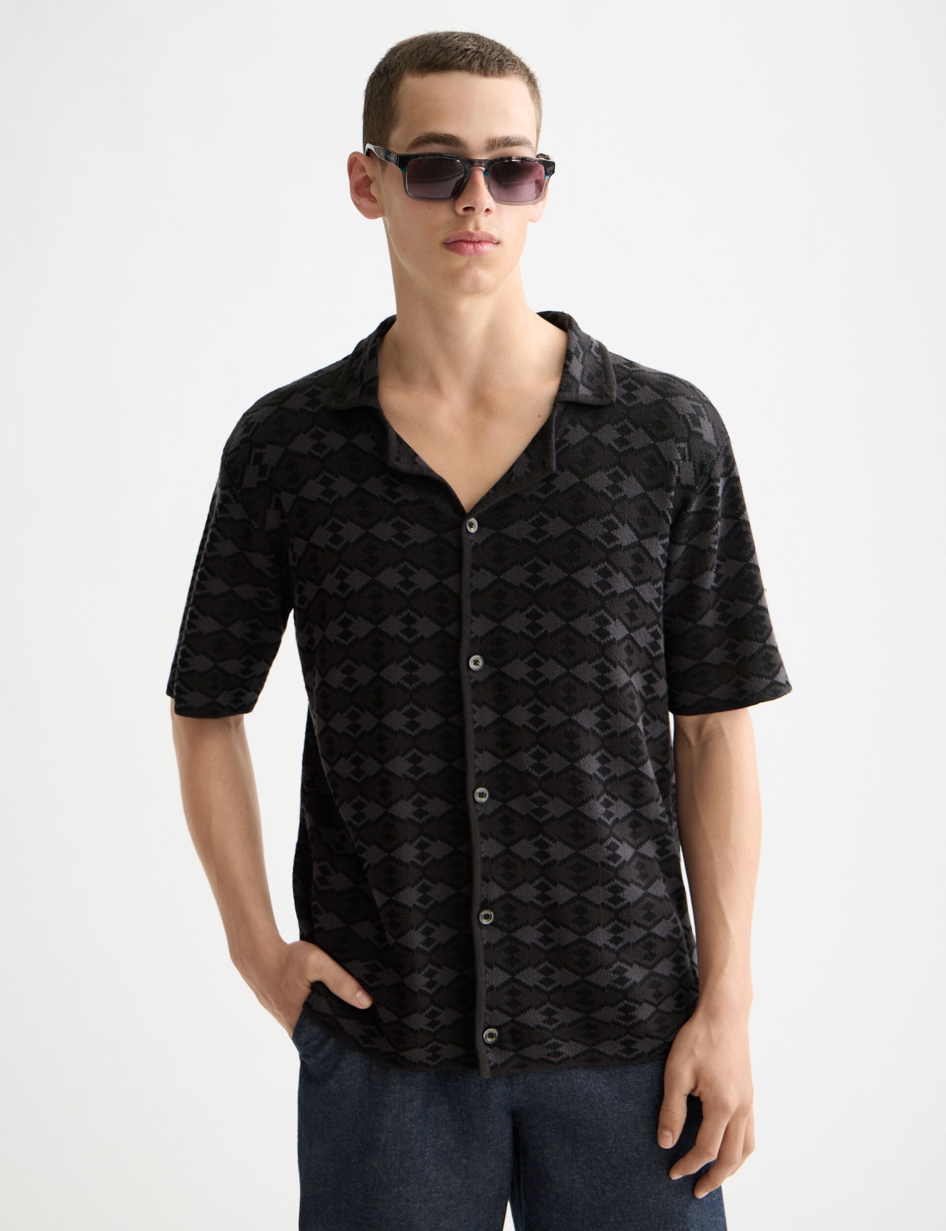 Tone on tone knitted polo