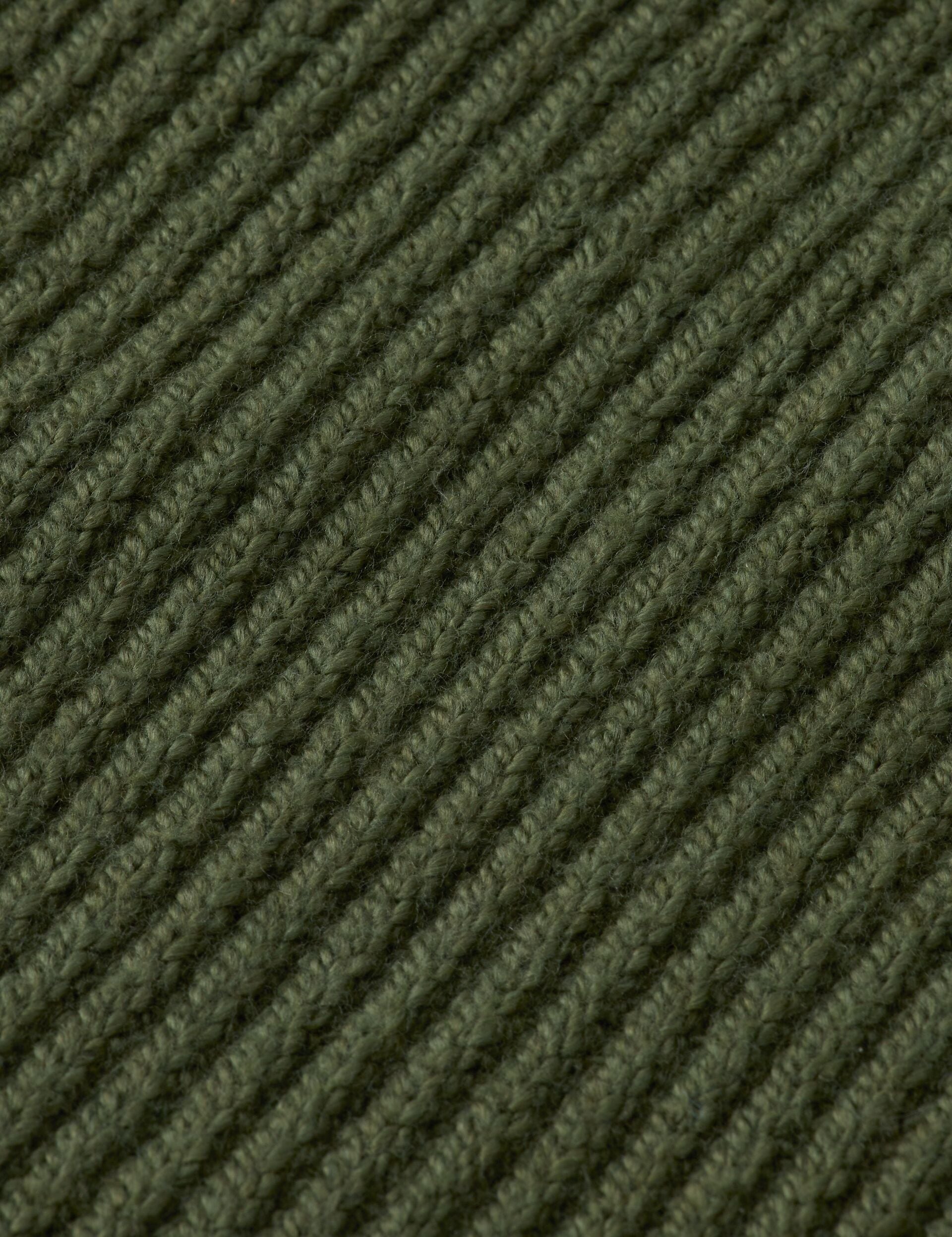 Troyer Raglan zip pullover