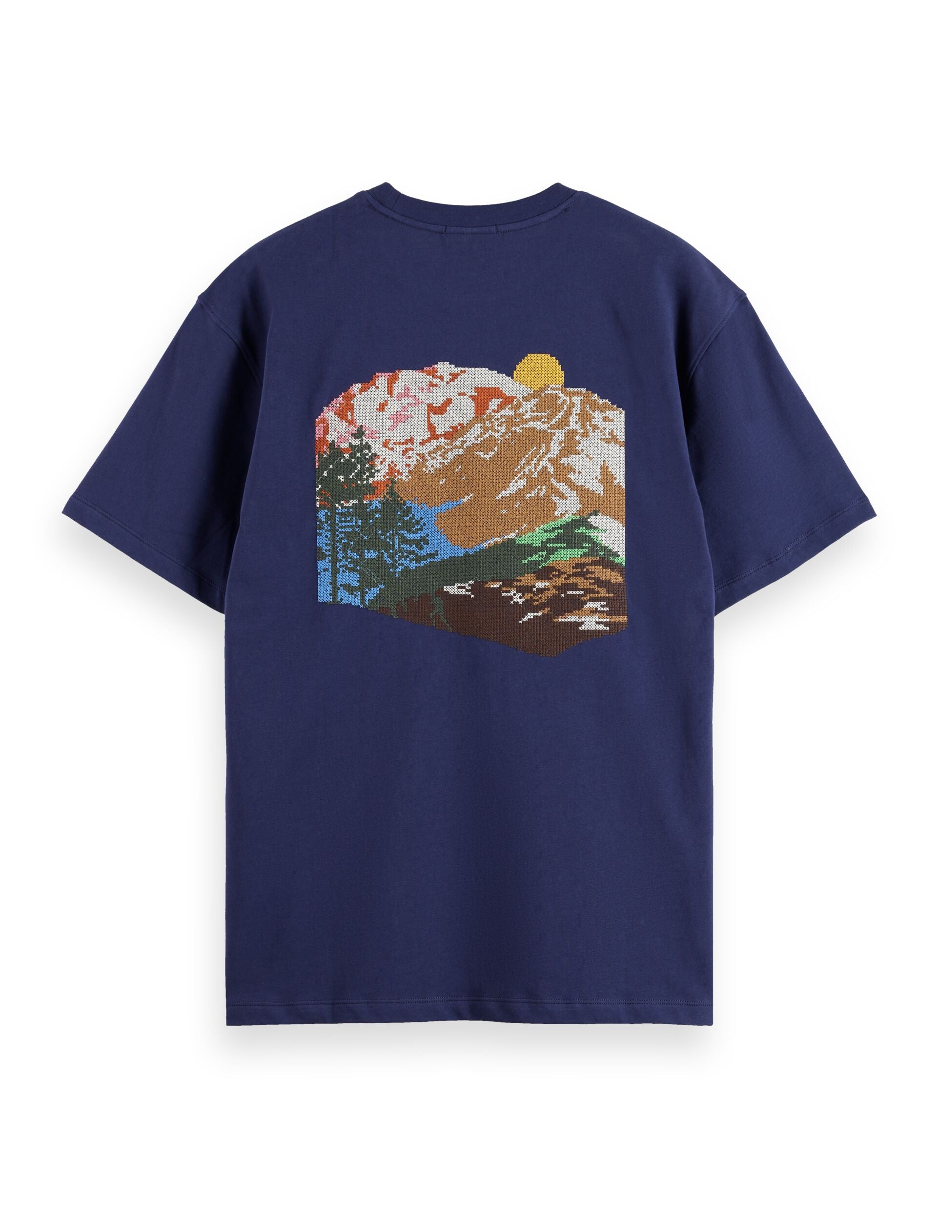 Relaxed Fit Cross-stitch Artwork T-shirt