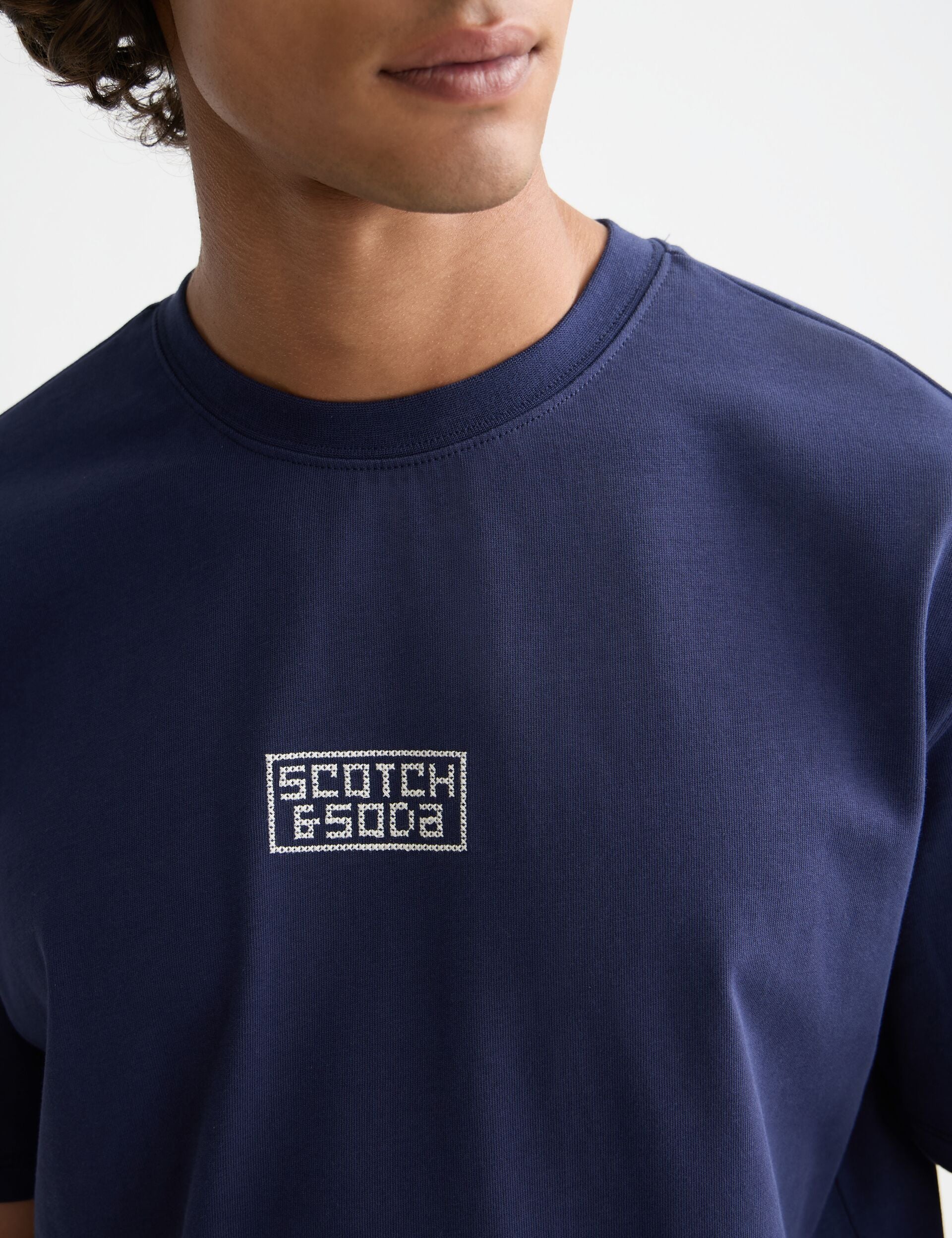 Relaxed Fit Cross-stitch Artwork T-shirt