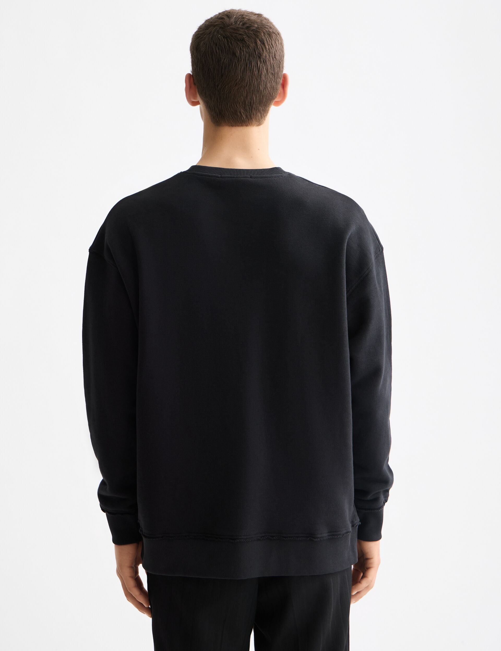 Loose FIt Applique Sweatshirt