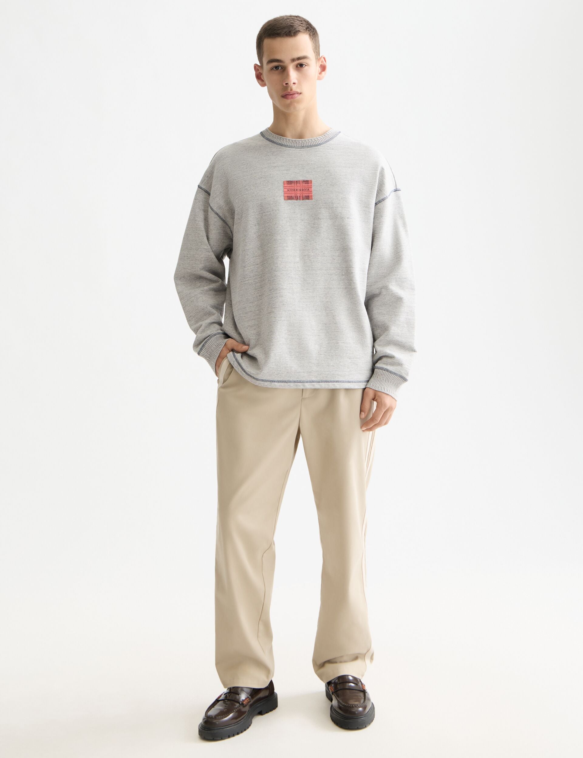 Loose Fit Label Sweatshirt