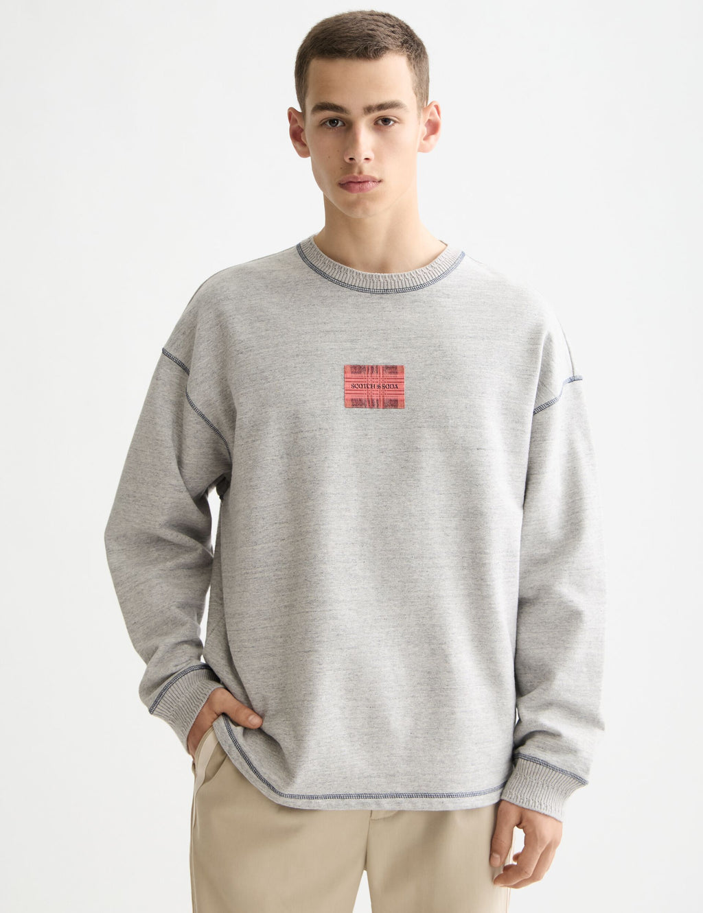Loose Fit Label Sweatshirt