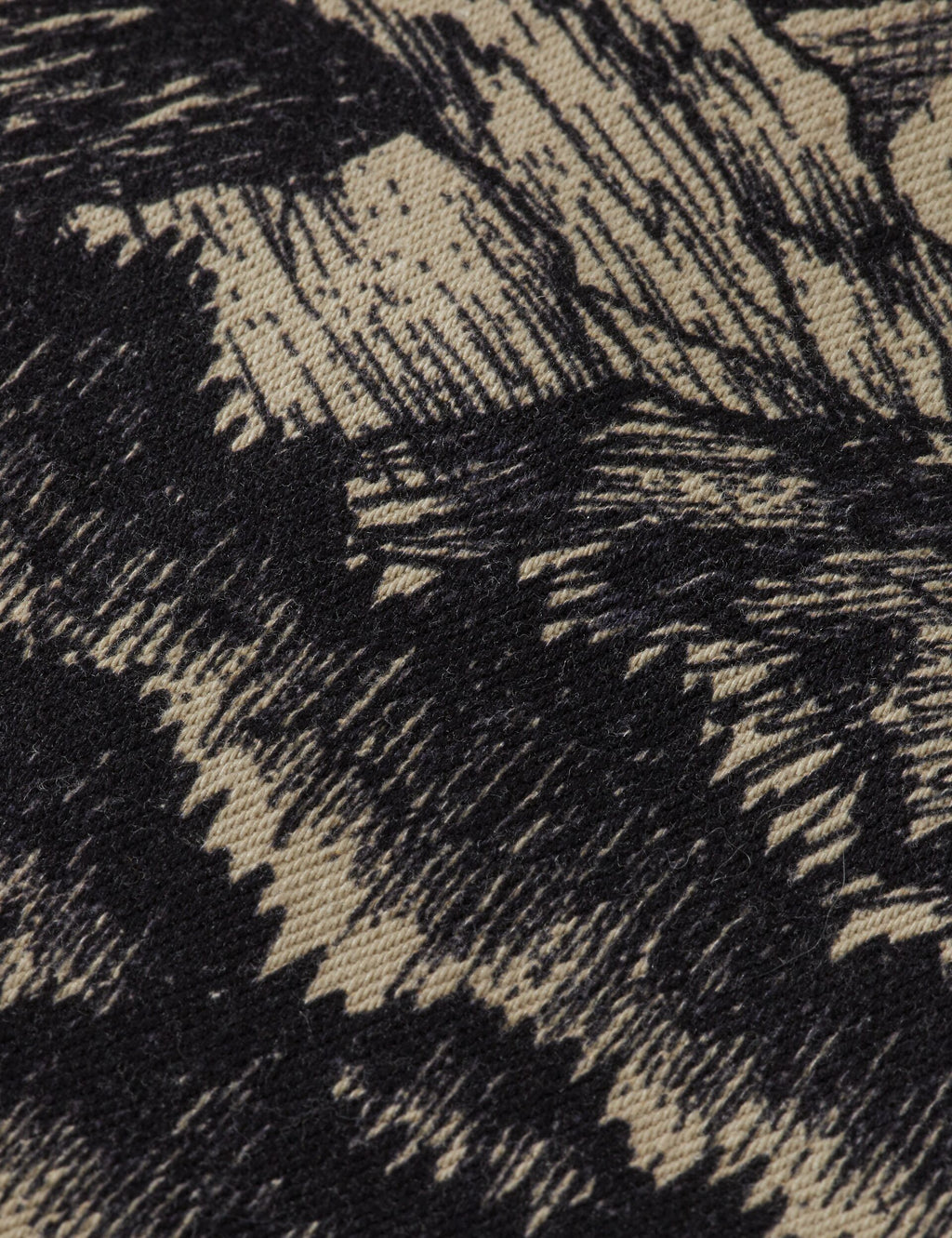 Placement graphic overshirt