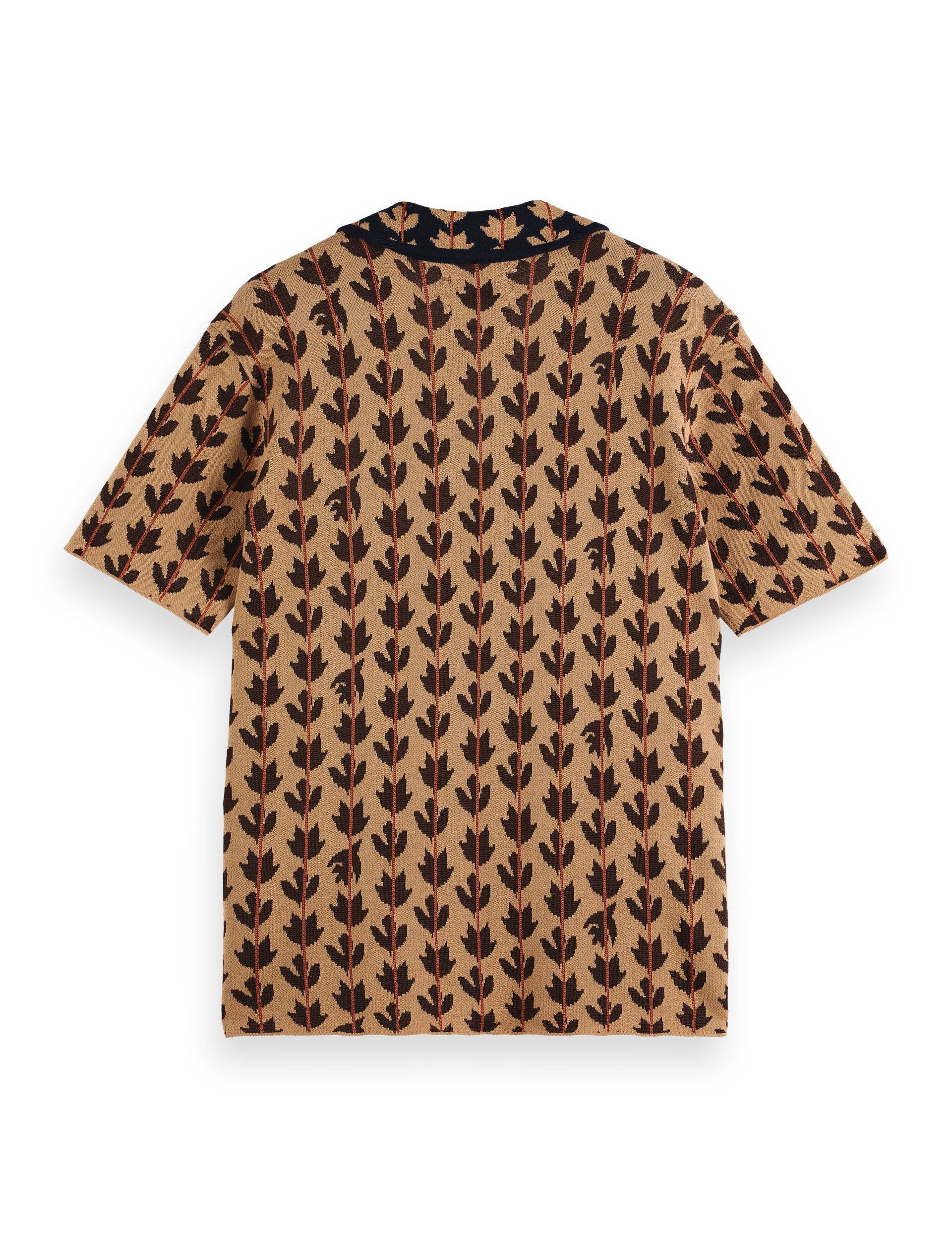 Knitted short sleeve shirt