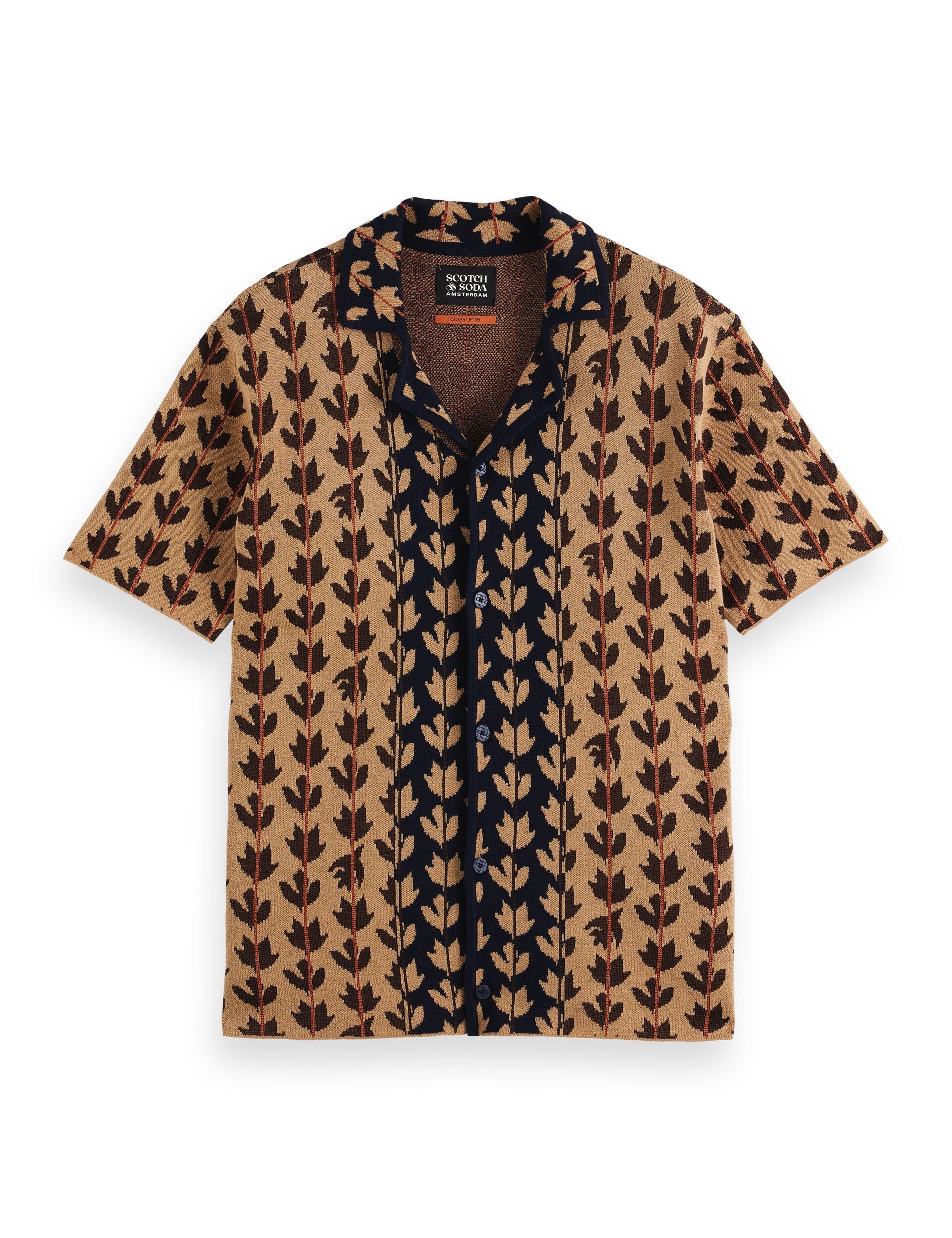 Knitted short sleeve shirt