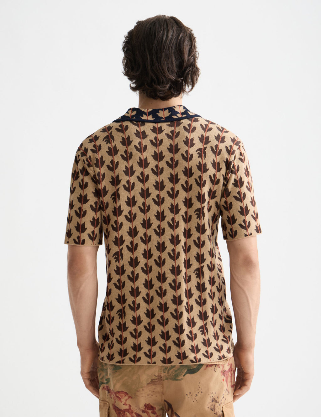 Knitted short sleeve shirt