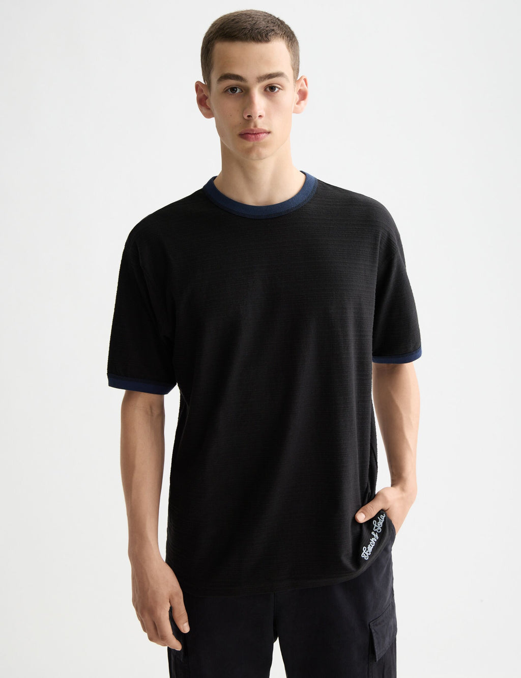 Relaxed Fit Bound Neckline T-shirt